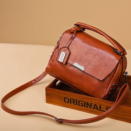 Large Capacity Retro Wax Leather Women's Bag