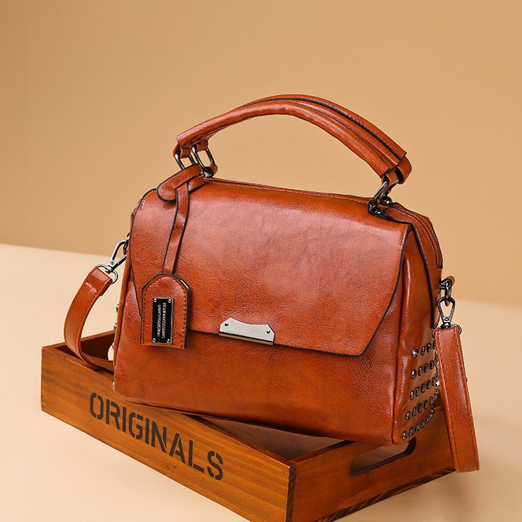 Large Capacity Retro Wax Leather Women's Bag