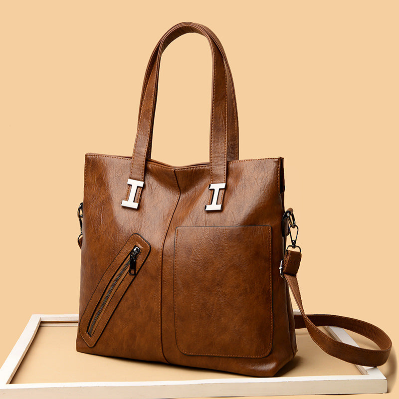 Large-capacity Slung Middle-aged Ladies Casual Soft Leather Shoulder Bag