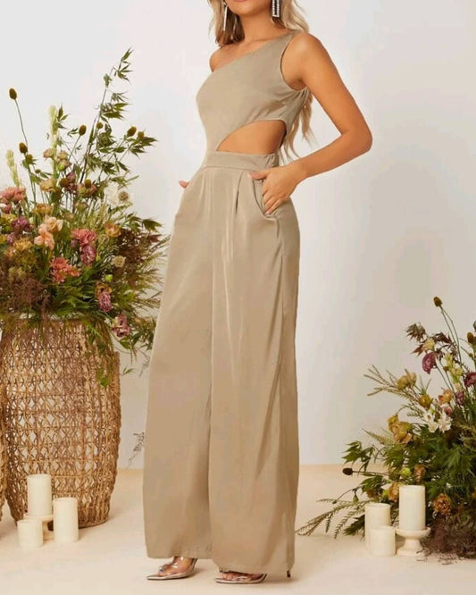 One Shoulder Cutout Solid Color Jumpsuit