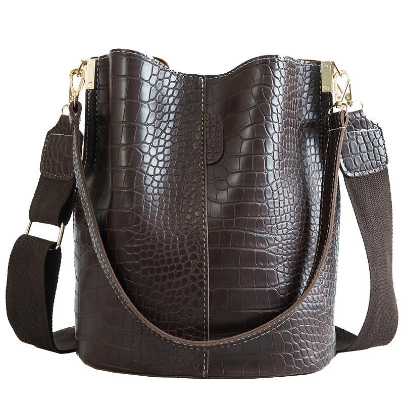 Crocodile pattern single shoulder bucket bag large capacity broadband messenger bag