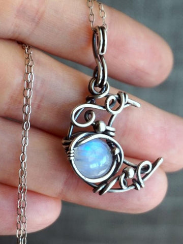 Wisherryy Vintage Boho Moon Inspired Moonstone Necklace