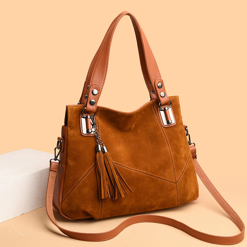 2023 Atmospheric Stitching Fluted Commuter Tassel Bag