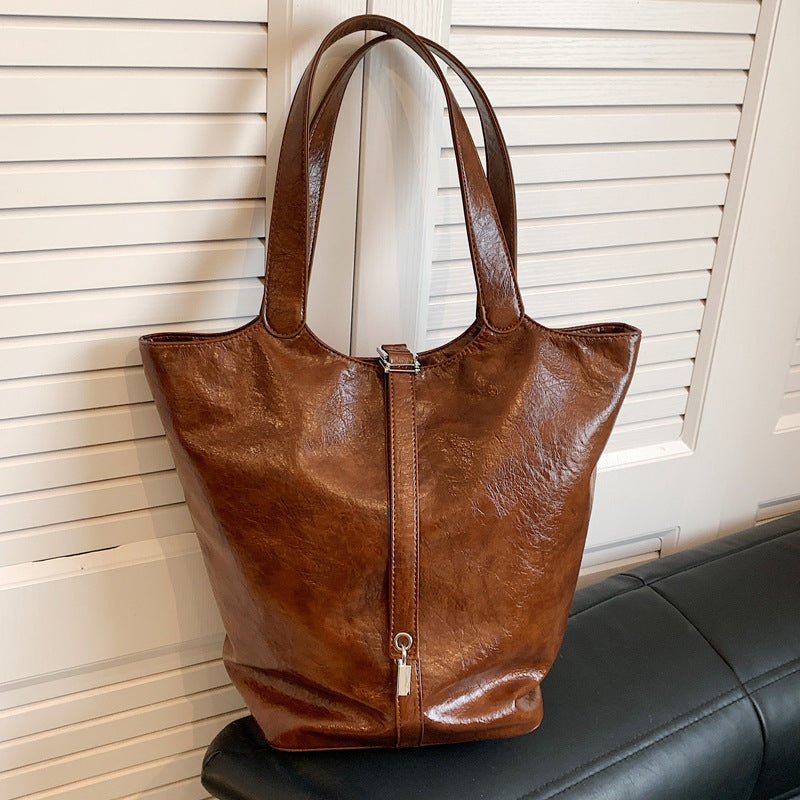 Retro Large Shoulder Bag