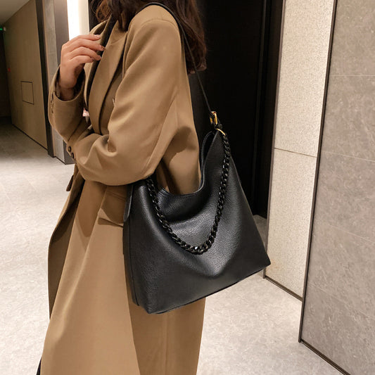 2023 New Niche Retro Shoulder Bucket Bag