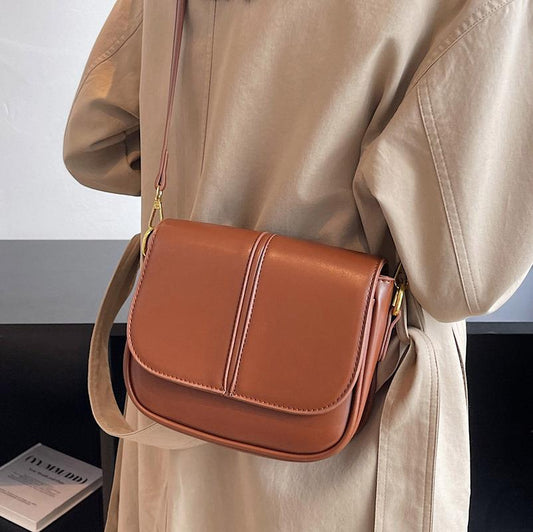 Retro Design Simple Shoulder Bag