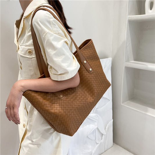 New Large Capacity Fashion Woven Single Shoulder Handheld Simple Tote Bag