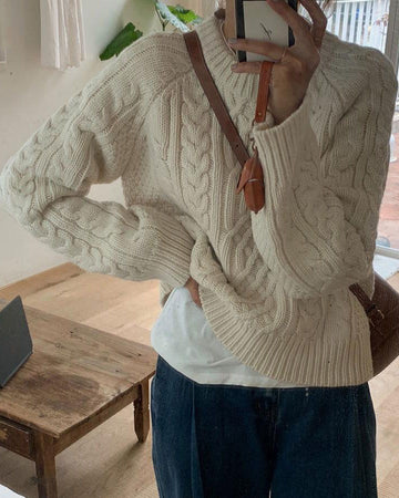 🔥Christmas Sale 🎁🎄-50% OFF-Chic Twisted Design Sweater -Ivory