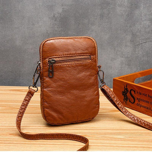 Women's Retro Leather Large Capacity Zip-up Waterproof Crossbody Bag